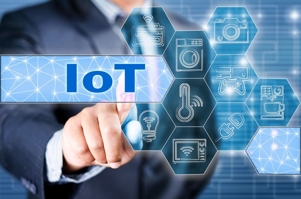 IoT in Security Systems: Exploring Centralized Monitoring, Automation, and Remote Management